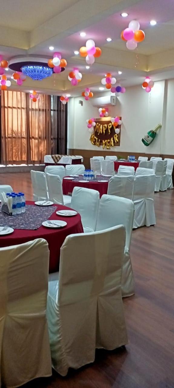 Hotel Mg Regency à Baddi Extérieur photo